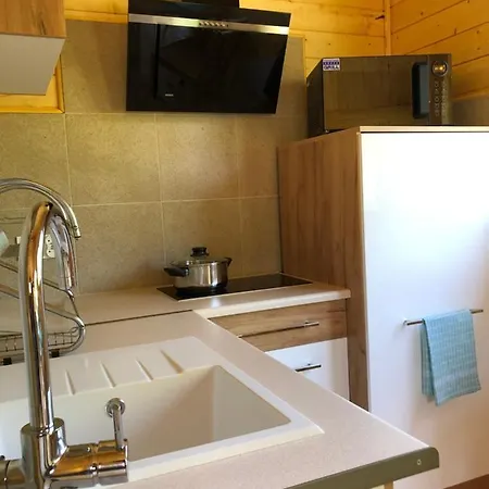 Uchatka בית נופש *