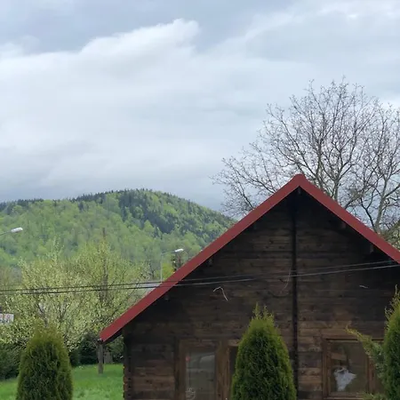 Uchatka بيت للعطل